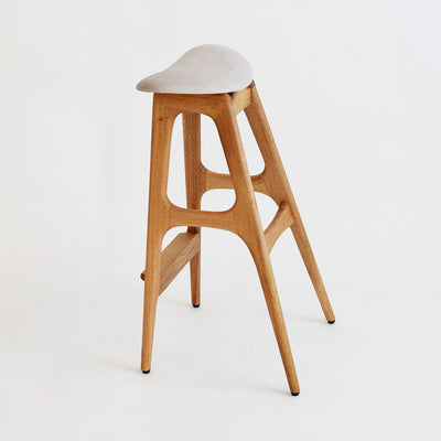 yu-counter stool