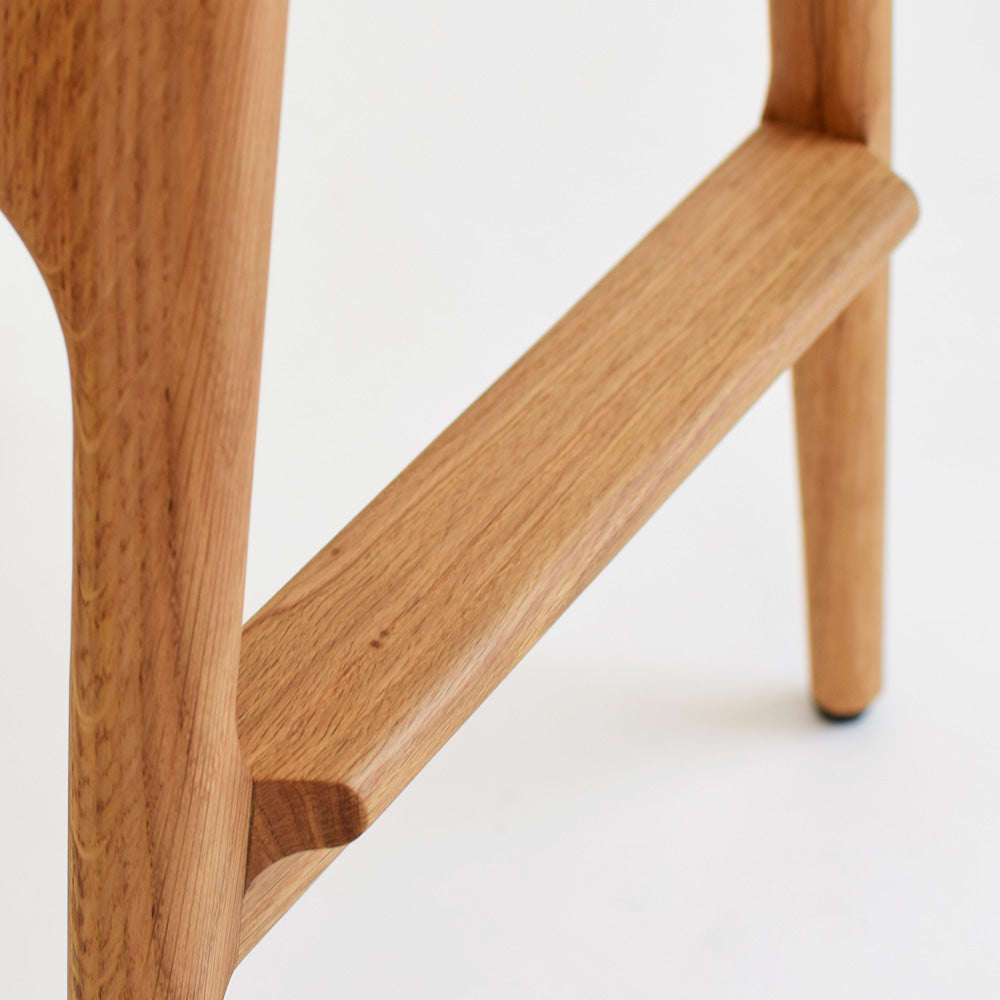 yu-counter stool